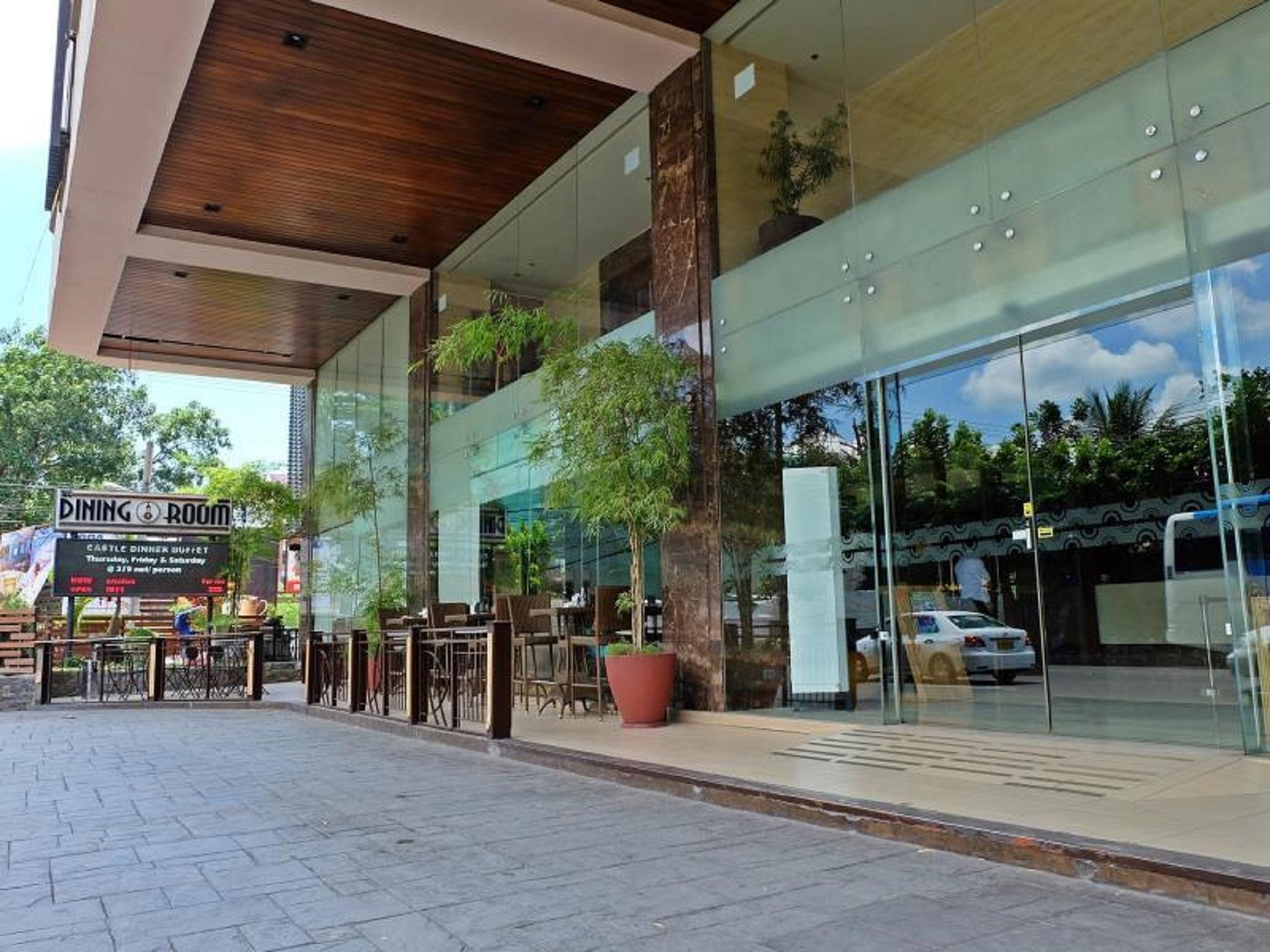 Castle Peak Hotel - Multiple Use Hotel Cebu Stadt Exterior foto