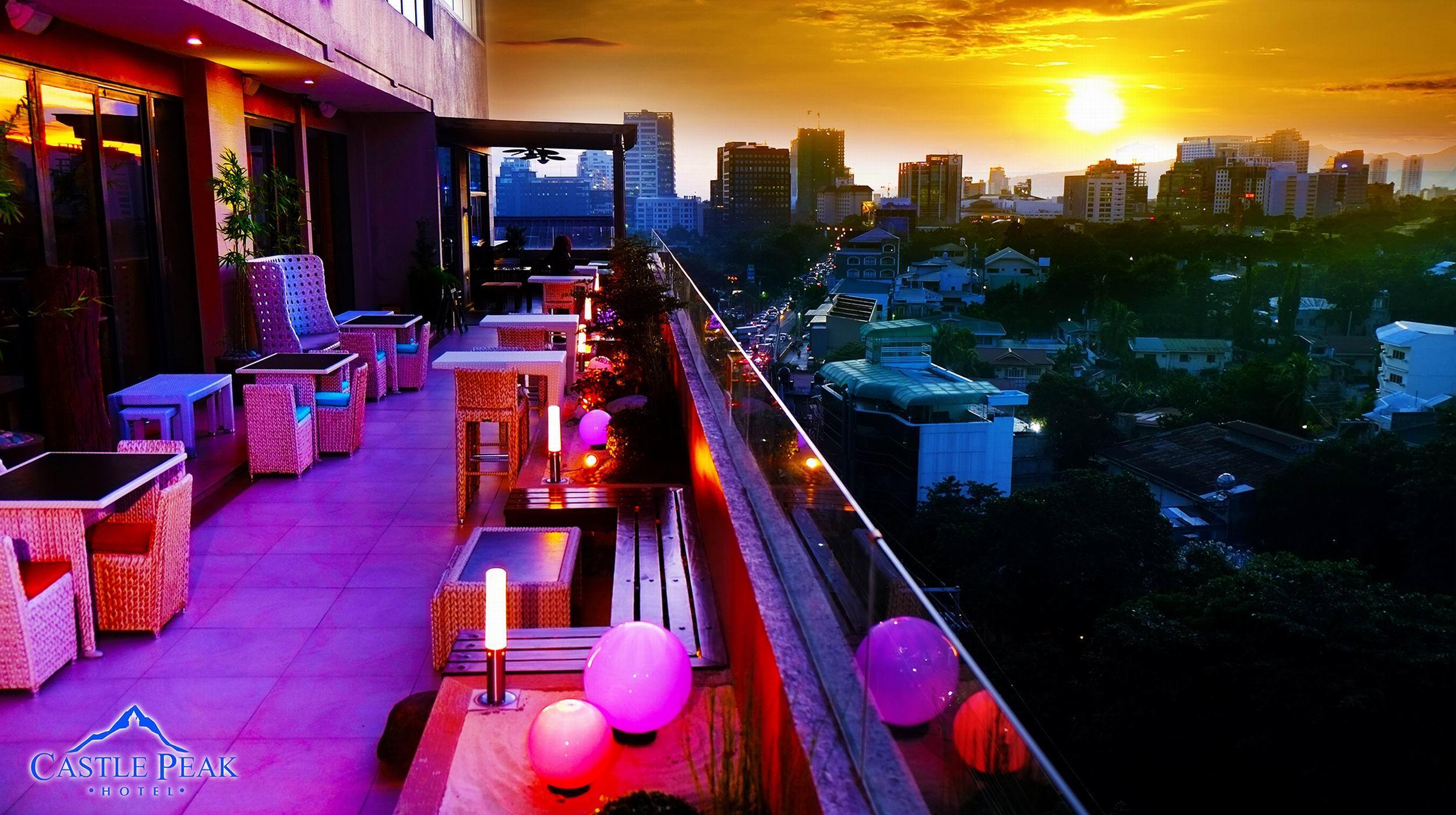 Castle Peak Hotel - Multiple Use Hotel Cebu Stadt Exterior foto